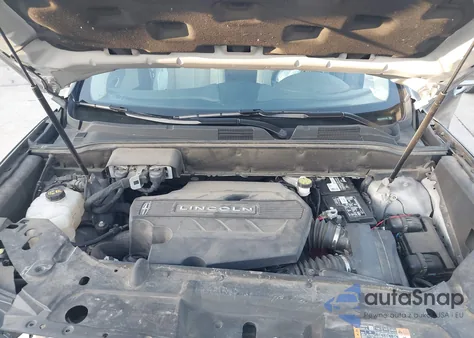 2019 Lincoln Nautilus Reserve z USA, uszkodzony, nr VIN 2LMPJ8LP1KBL51391